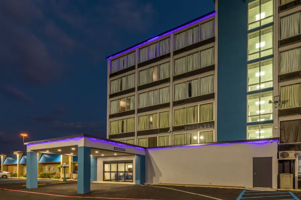Hotels Near Laredo Airport TX